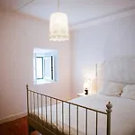 Vintage&Central Apartment in Bairro Alto, Lisbon