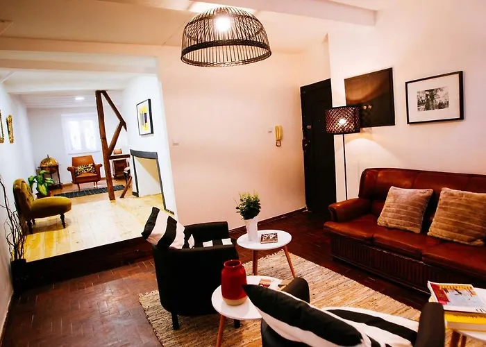 Vintage&Central Apartment in Bairro Alto, Lisbon